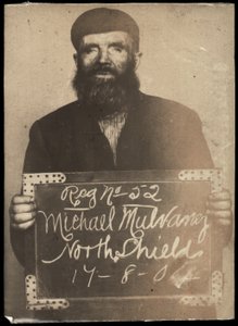 Michael Mulvaney, arrestato per ubriachezza e accattonaggio, North Shields, UK, 1904